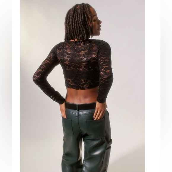 SOLD UO Danica Lace Sheer Long Sleeve Top NWT - Picture 8 of 8